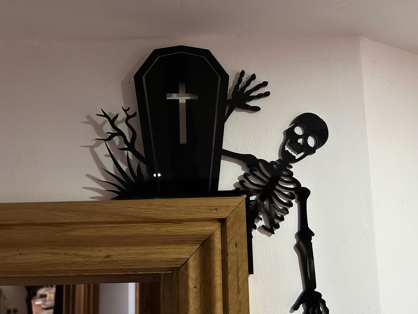 Skeleton Doorway Decoration