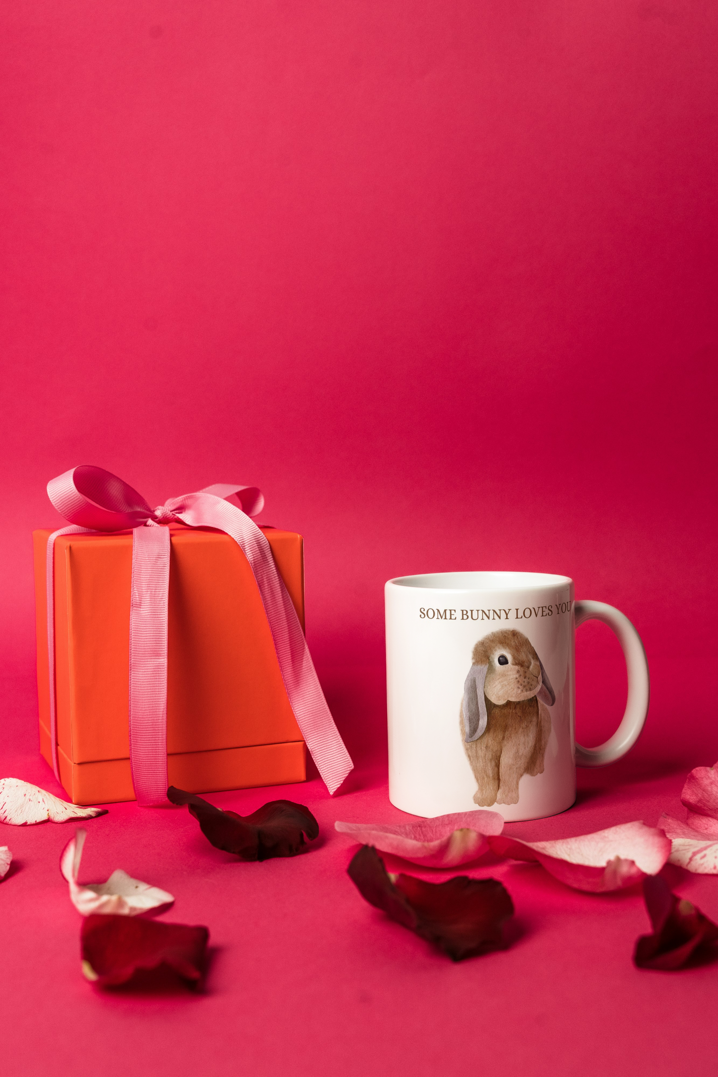 ‘Some Bunny loves you’ Ceramic Mug